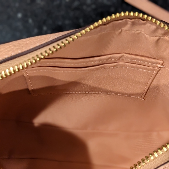 Coach Soft Pebbled Leather Camera Soft Shell Pink Crossbody Bag New in Box ❤️ - Picture 8 of 8